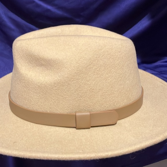 LOFT Hat - Picture 3 of 6